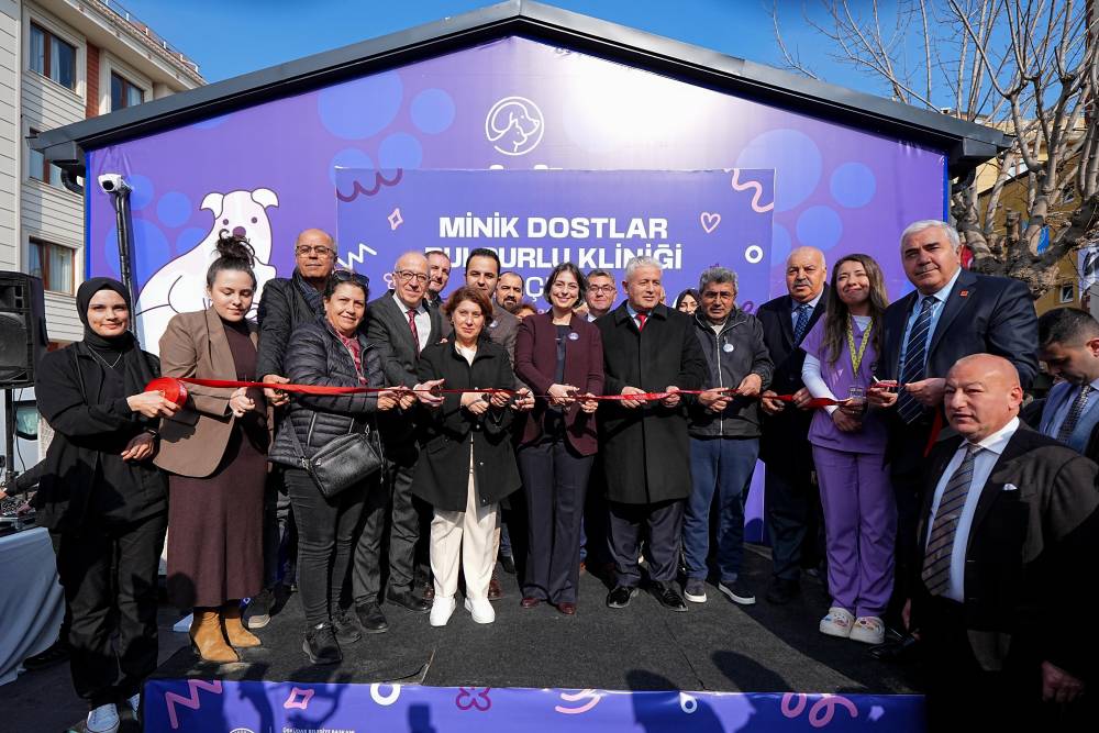 Üsküdar Belediyesi, Bulgurlu Mahallesinde Minik Dostlar Kliniği'ni açtı