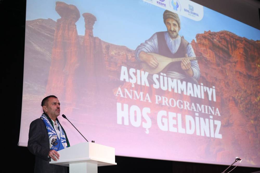 Vali Aktaş, Aşık S&uuml;mmani&rsquo;yi Anma Programı&rsquo;na katıldı