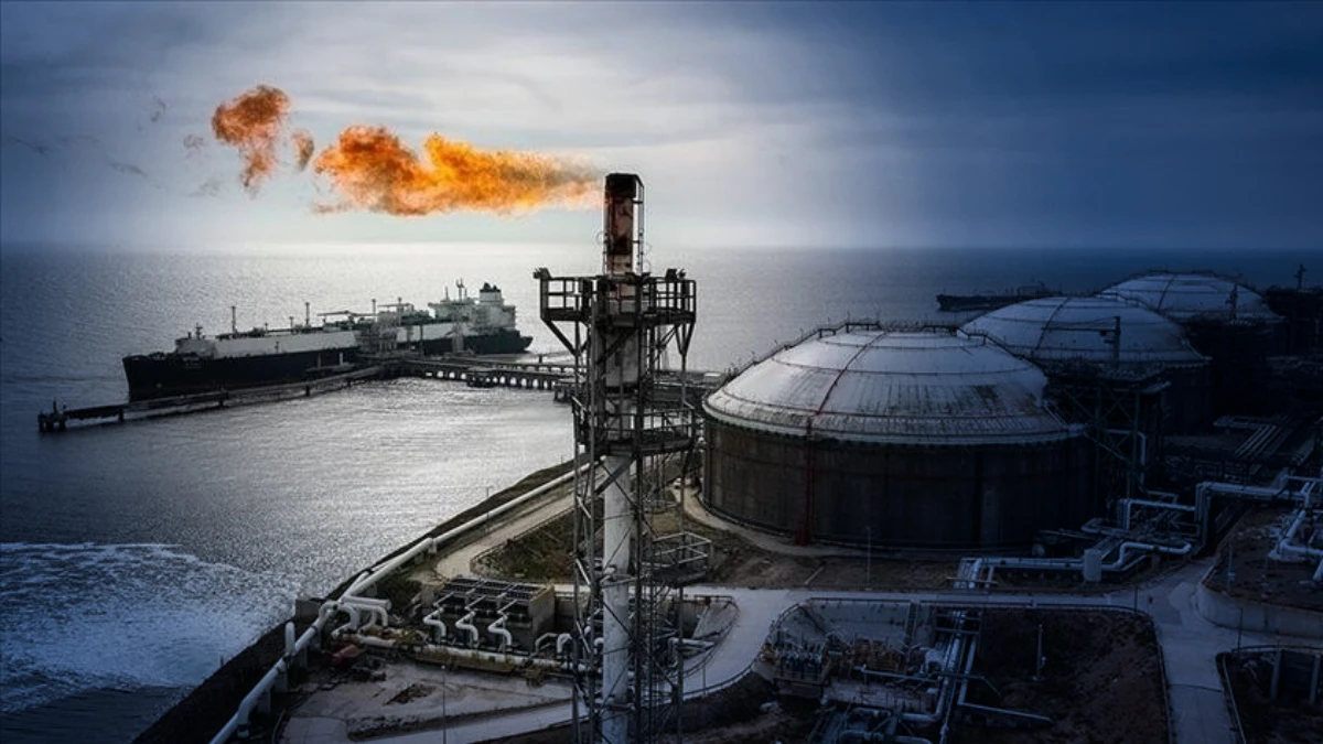 T&uuml;rkiye ve Azerbaycan imzaları attı: 33 milyar metrek&uuml;pl&uuml;k yeni doğal gaz adımı