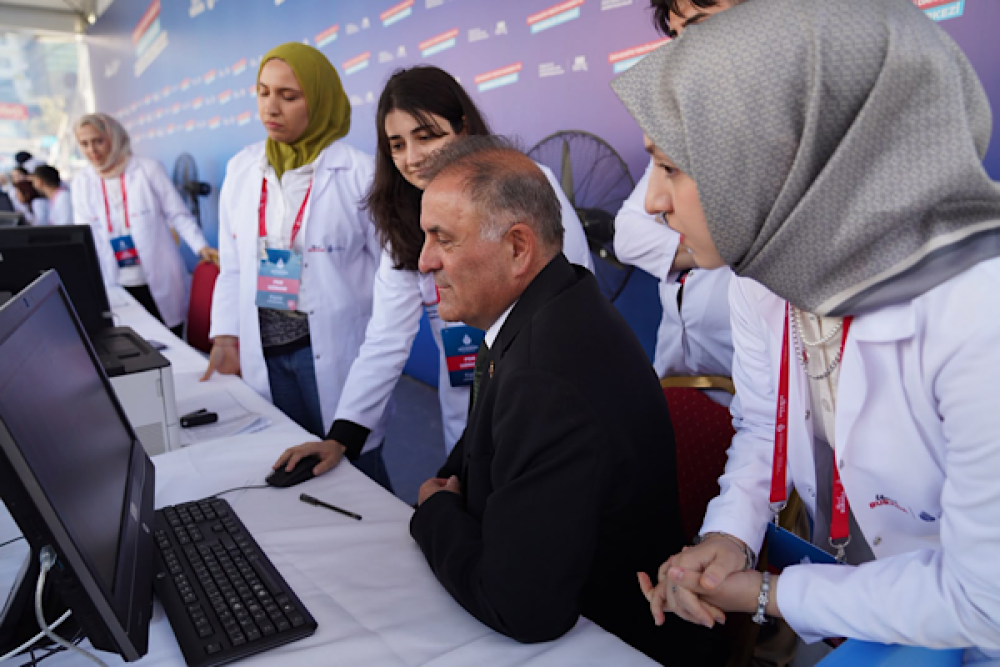 &nbsp;Başkanvekili Aslan, Bağcılar&rsquo;daki tercih merkezini ziyaret etti