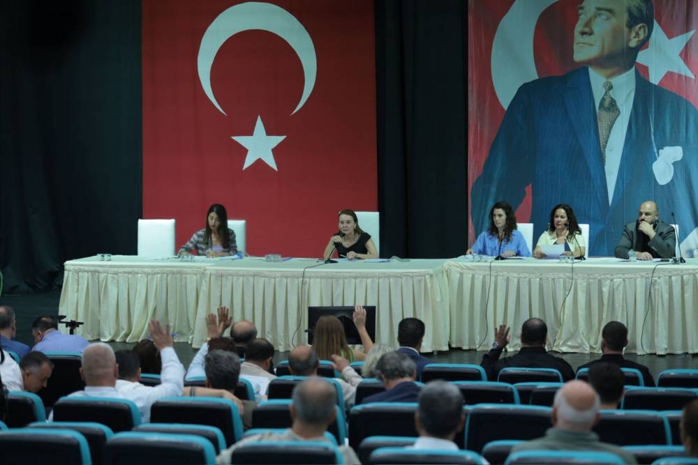 Konak Belediye Meclisi Eyl&uuml;l ayı toplantısını ger&ccedil;ekleştirdi