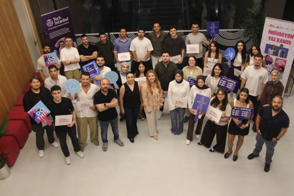 İBB&rsquo;den gen&ccedil;lere yapay zeka ve teknoloji odaklı kamp