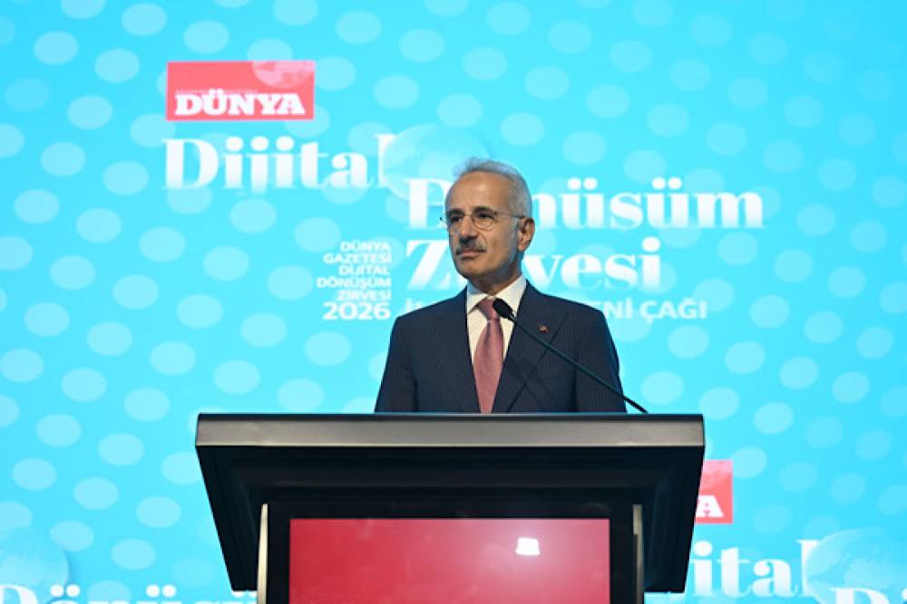 Uraloğlu: İstanbul Havalimanı g&uuml;nl&uuml;k yolcu rekoru kırdı