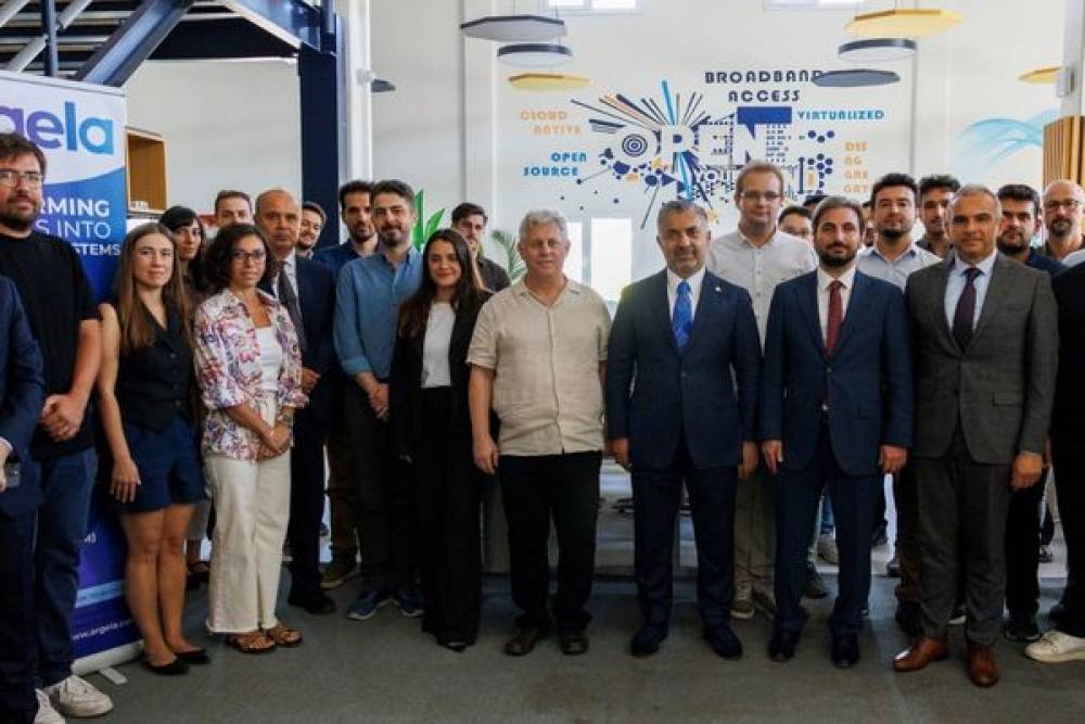 T&uuml;rk Telekom milli teknoloji vizyonuyla yerli AR-GE'de standartları y&uuml;kseltiyor 