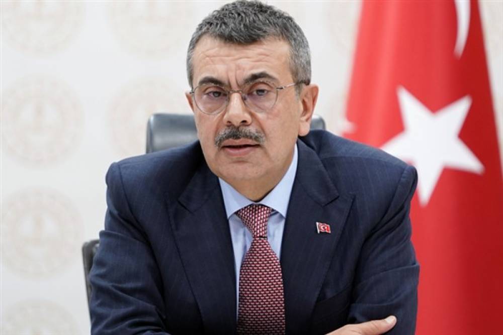 Bakan Tekin: Farklı türde yeni içeriklerle öğrencilerimizi desteklemeye devam edeceğiz