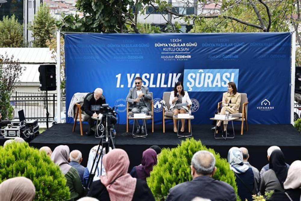 İki nesil Yaşlılık Şurası’nda bir araya geldi