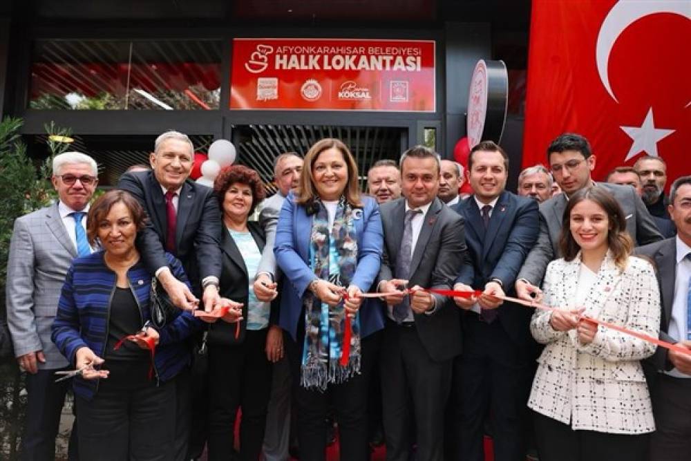 Afyonkarahisar'da Anıt Kafe Halk Lokantası hizmete açıldı