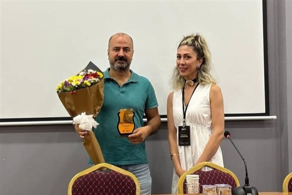 Sinero Mardin Kitap Topluluğu, yönetmen Ali Kemal Çınar'ı ağırladı