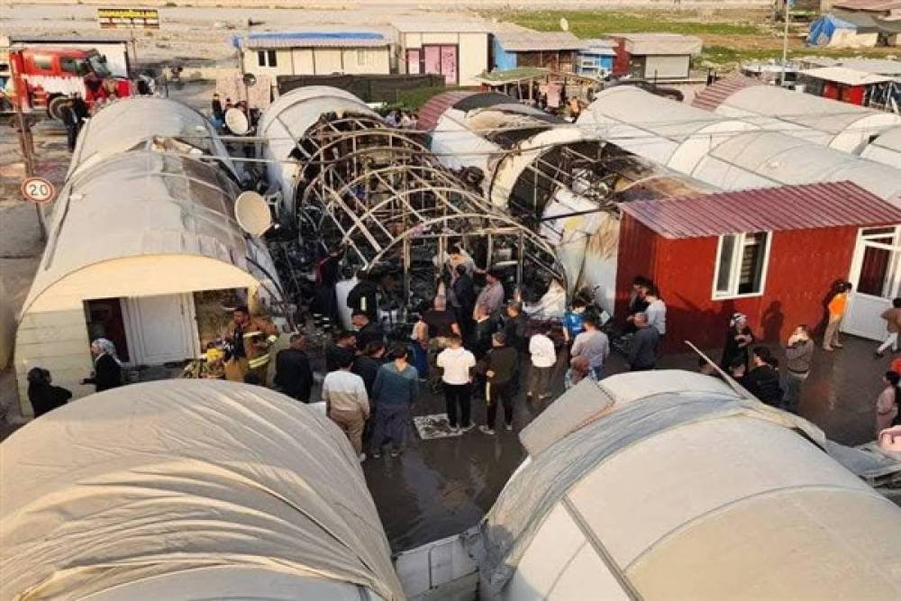 Antakya Haraparası Konteyner Kentte yangın çıktı