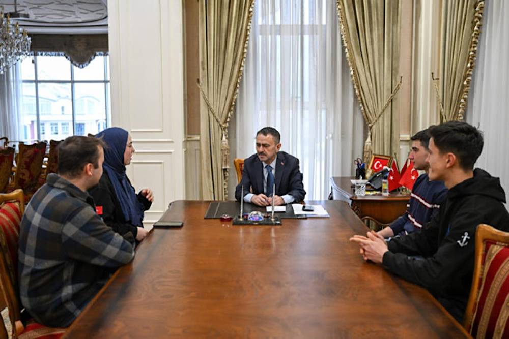 Vali Aktaş, vatandaşlarla bir araya geldi