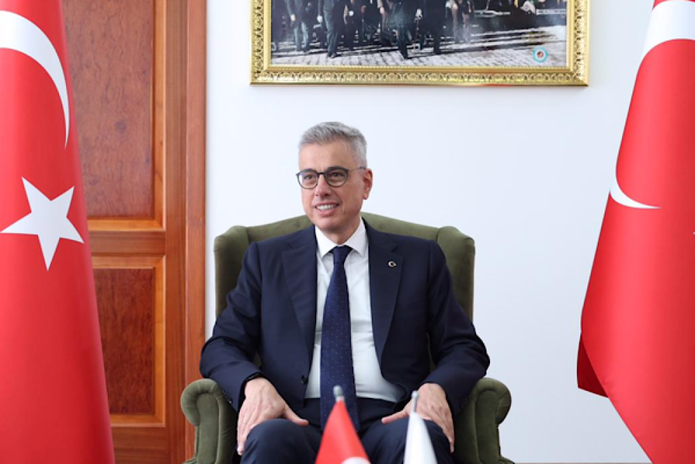 Bakan Memişoğlu: &Uuml;&ccedil; sağlık tesisinin a&ccedil;ılış ve taşınma s&uuml;reci ele alındı