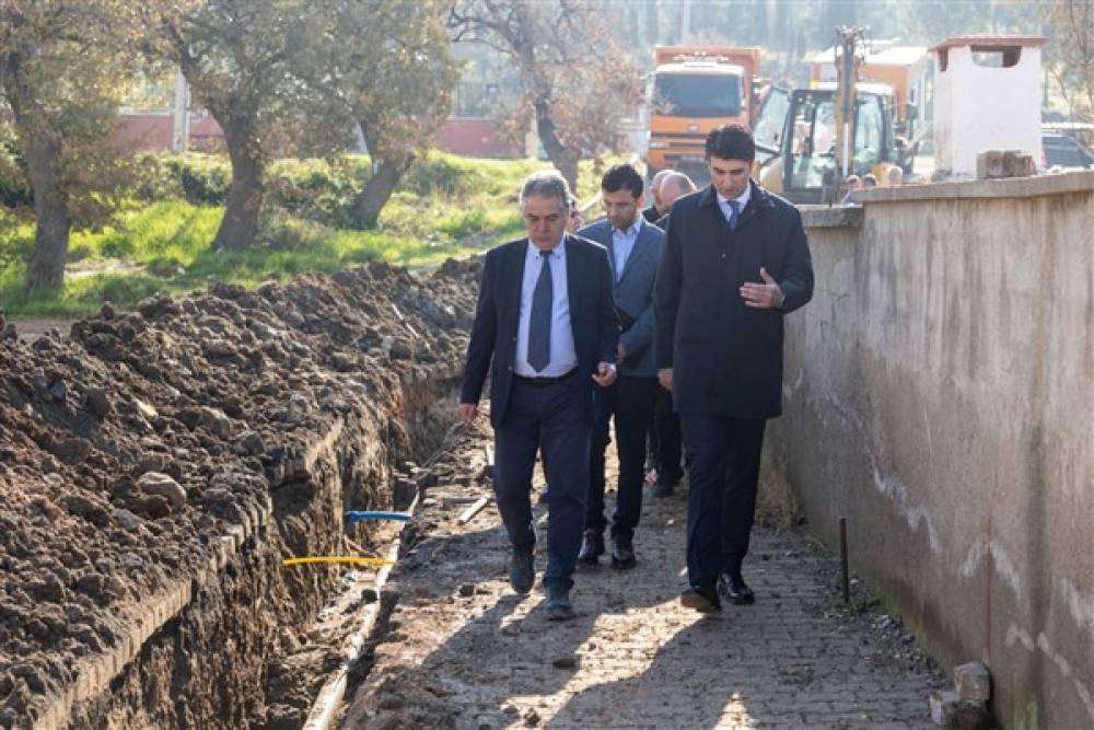 İZSU, Aliağa’da içme suyu şebeke hatlarını yeniliyor