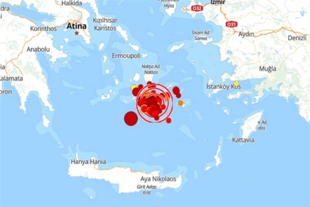 Ege'deki depremler Santorini adasından tahliyeleri hızlandırdı