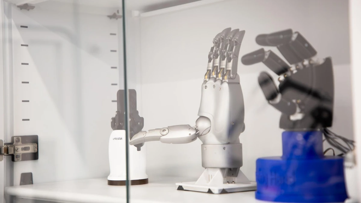 Robotik &uuml;retimde b&uuml;y&uuml;k veri yerine tutarlı eğitim
