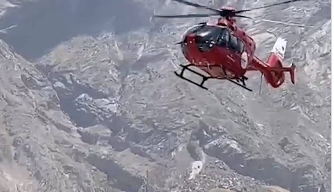 Dağlık Alanda Rahatsızlandı, İmdadına Ambulans Helikopter Yetişti
