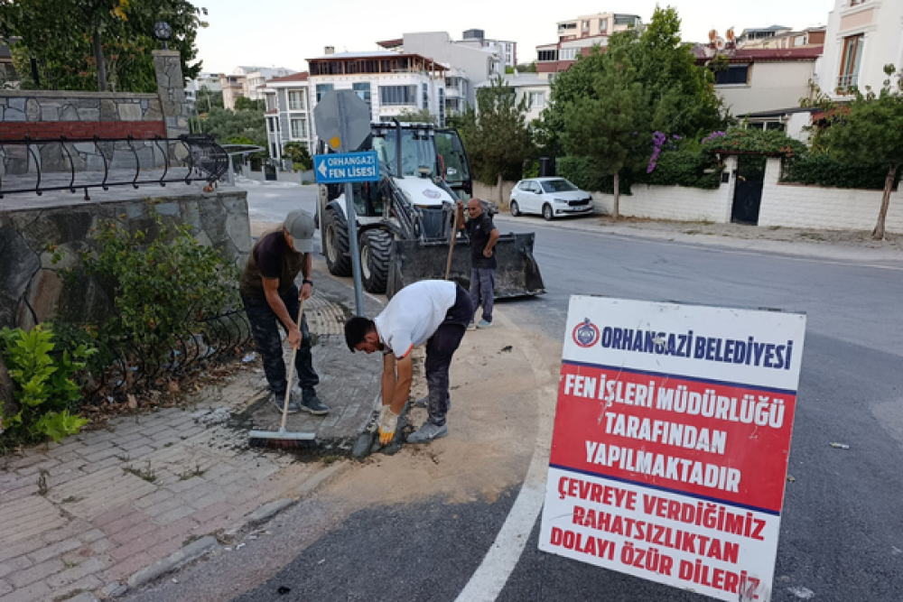Orhangazi&rsquo;de kaldırım yenileme ve sıcak asfalt &ccedil;alışmaları başlıyor