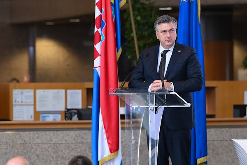 Plenkovic: Hırvatistan, 18 adet Chunmoo tahrikli &ccedil;oklu roketatar satın alıyor