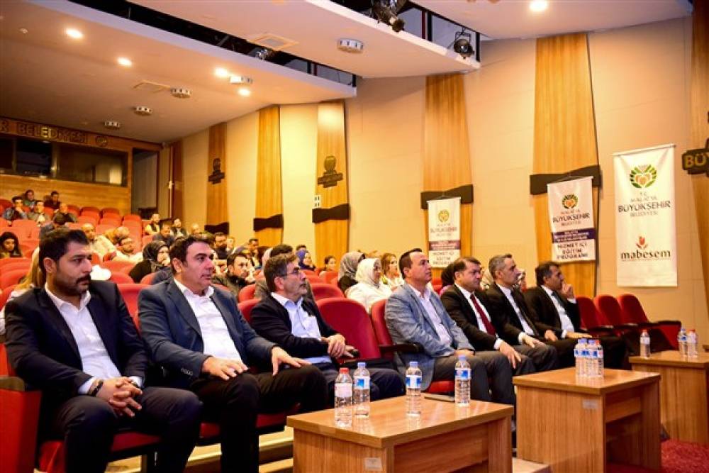 Malatya’da ‘İklim Değişikliği ve Sıfır Atık’ eğitim semineri gerçekleştirildi