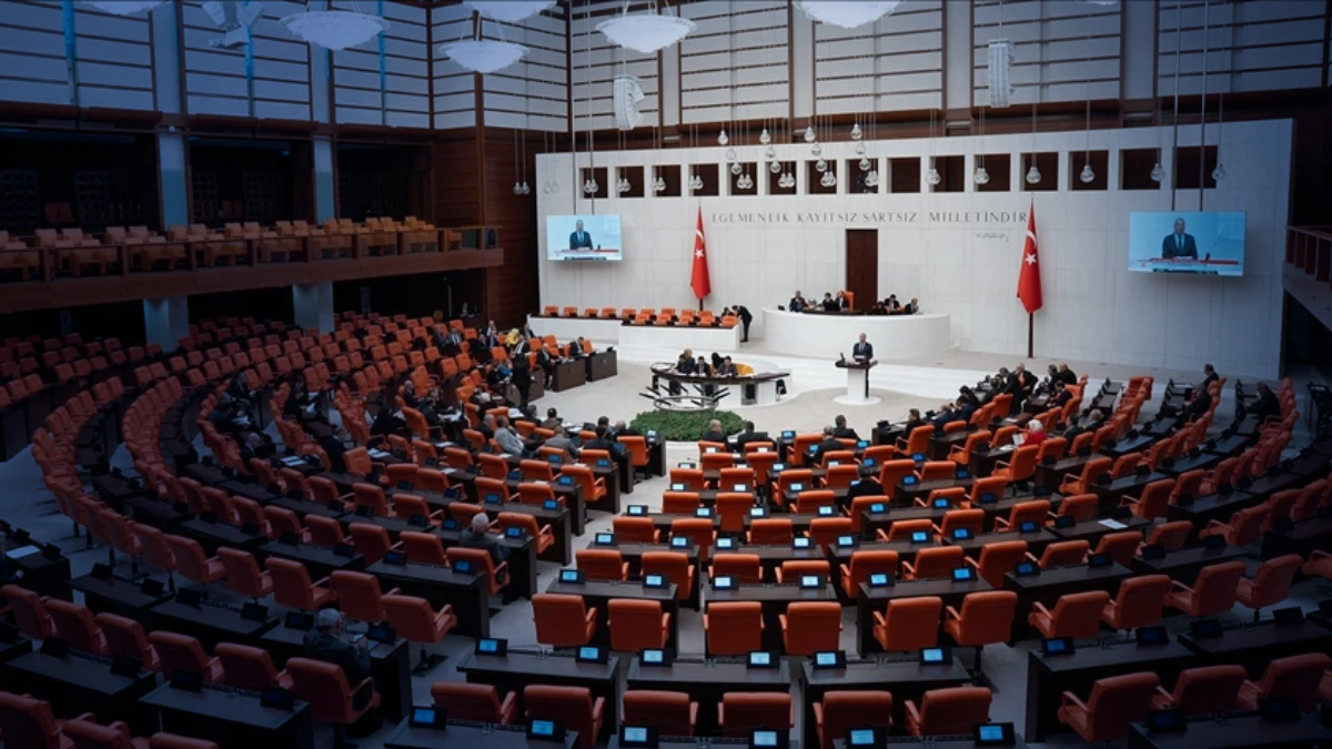 Ekonomi paketi komisyondan ge&ccedil;ti: Kripto vergisi, bedelli askerlik &uuml;creti, vergi d&uuml;zenlemeleri...