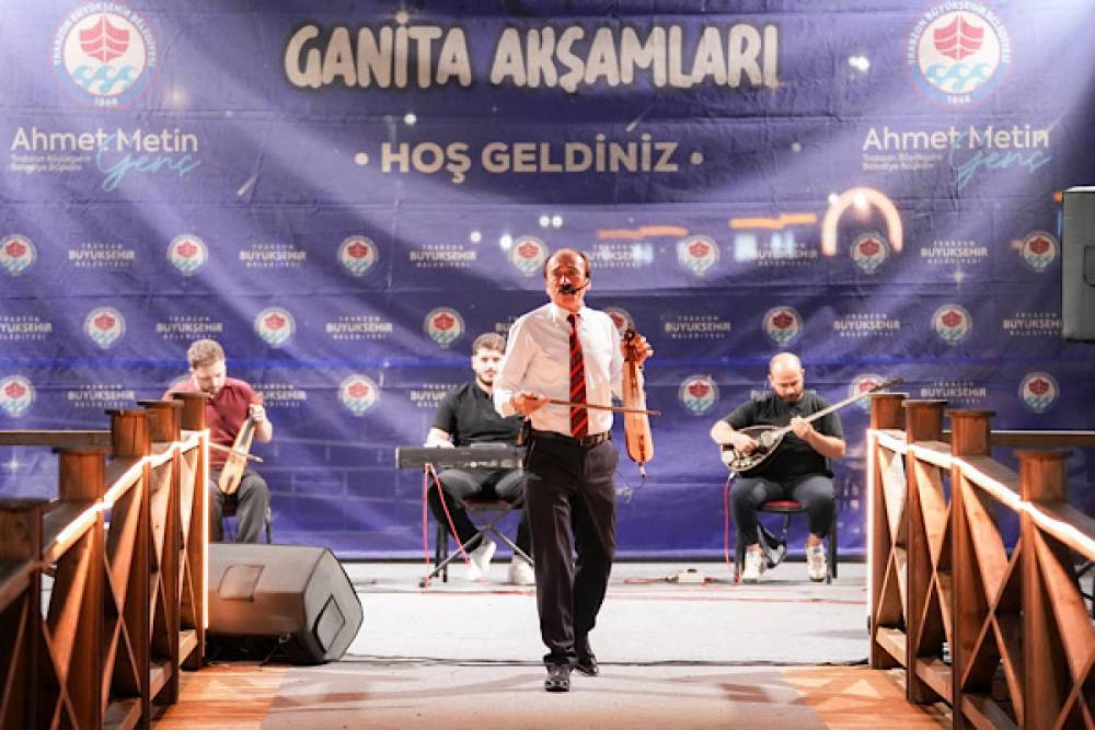 Ganita Akşamları&rsquo;nda Sebahattin Yanık sahne aldı