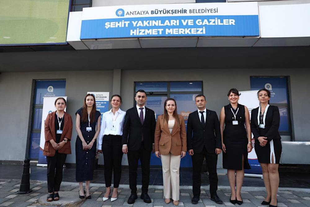 Antalya&rsquo;da Şehit Yakınları ve Gaziler Hizmet Merkezi a&ccedil;ıldı
