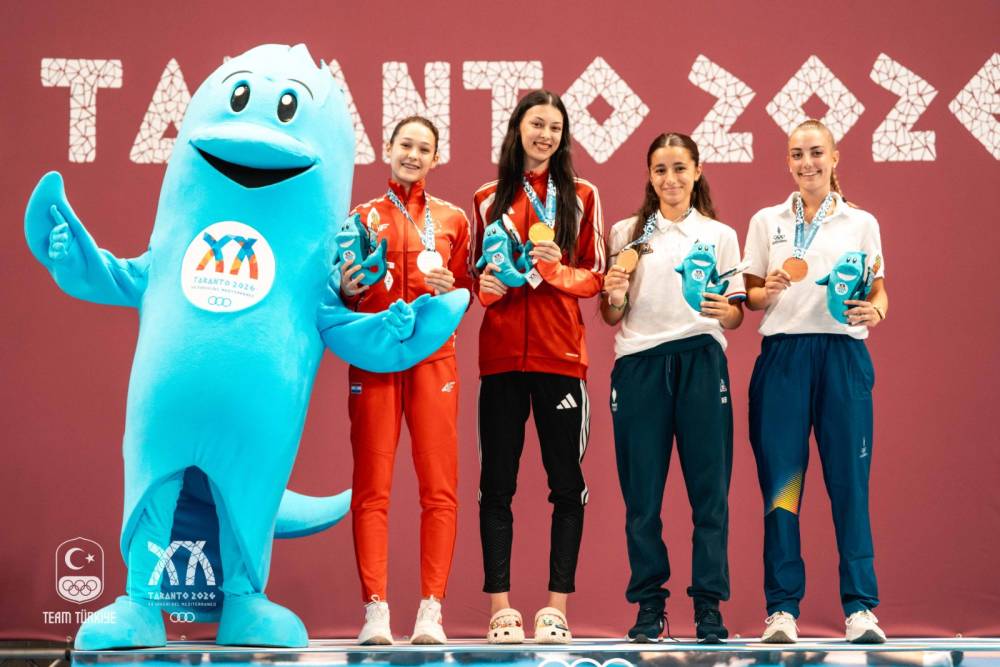 İBB Spor Kul&uuml;b&uuml; sporcularından Akdeniz Oyunları&rsquo;nda 16 madalya