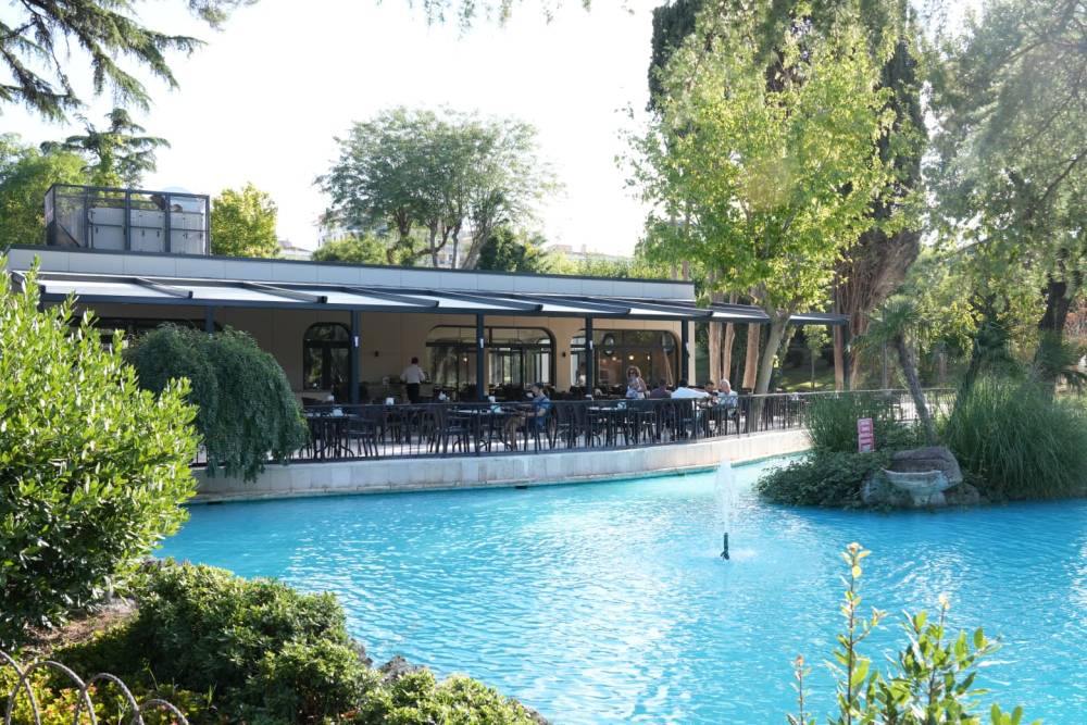 &Ouml;zg&uuml;rl&uuml;k Parkı Khalkedon restoranı hizmete a&ccedil;ıldı