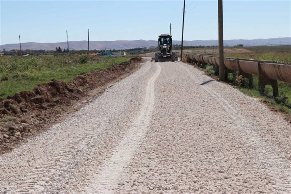 Haliliye'de yol çalışmaları devam ediyor