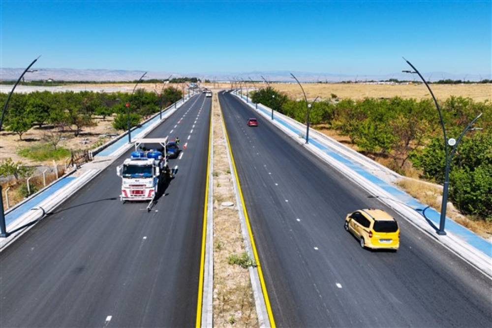 Malatya'da trafik güvenliği için 870 bin metre yol çizgi çalışması yapıldı