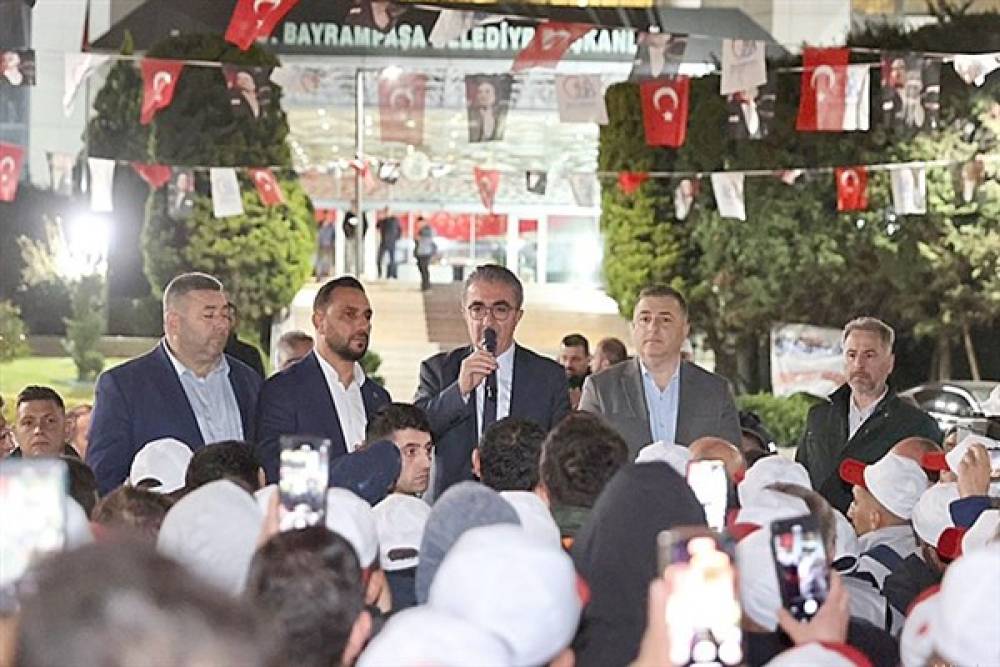 Bayrampaşa Belediyesi’nden işçilere yüzde 40 zam