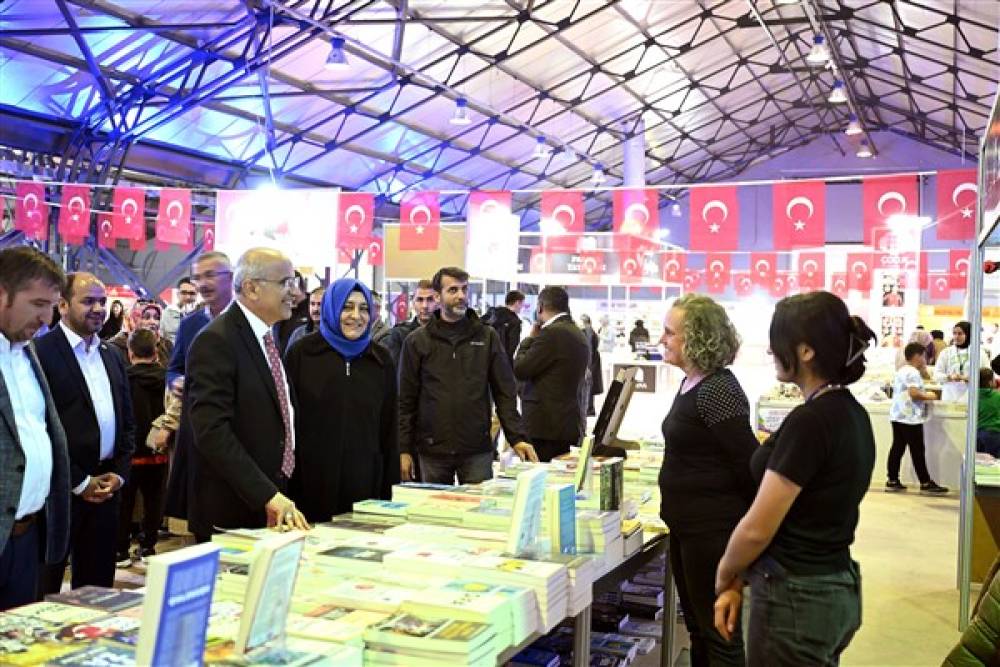 10. Malatya Anadolu Kitap ve Kültür Fuarını 210 binin üzerinde vatandaş ziyaret etti