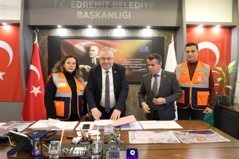 Edremit Belediyesi ile İDA-SAR Edremit Arama Kurtarma Derneği arasında protokol imzalandı