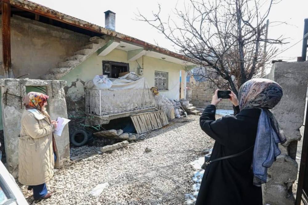 Van Büyükşehir Belediyesi'nden engelli ve yaşlı vatandaşlara destek sürüyor