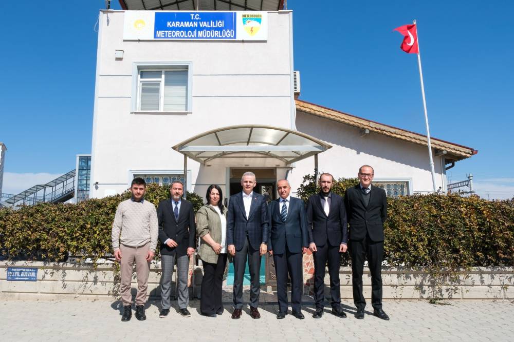 Vali Çiçekli, Karaman Meteoroloji Müdürlüğünü ziyaret etti