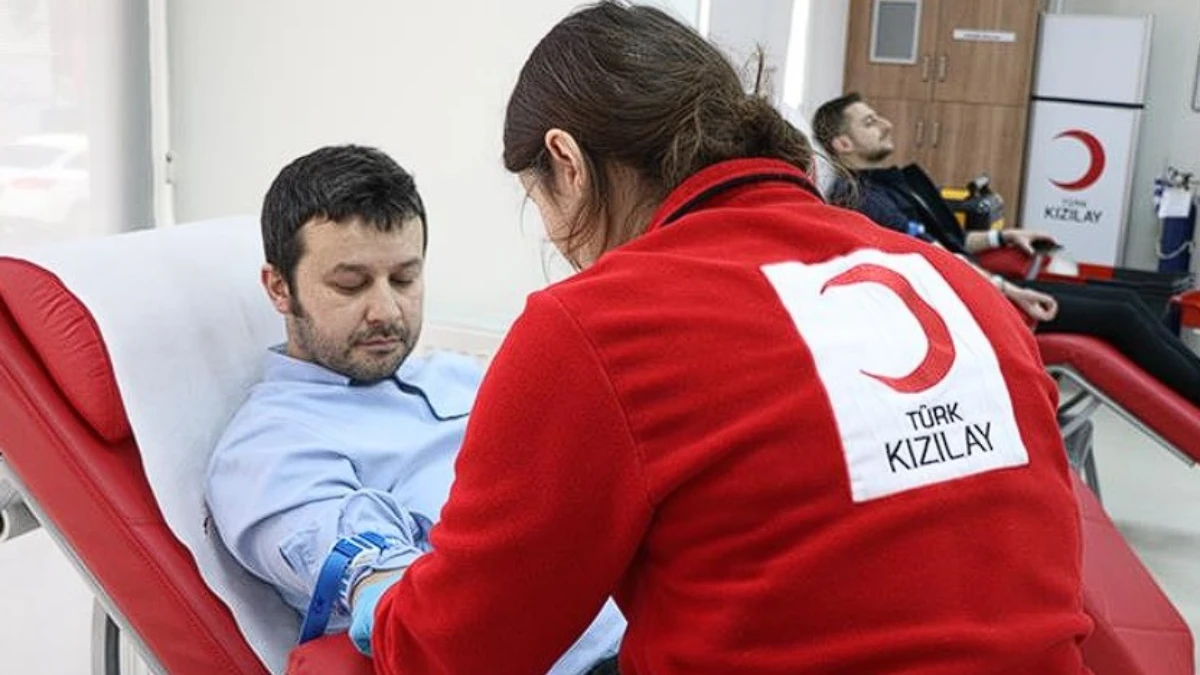 T&uuml;rk Kızılay&rsquo;dan ramazan &ccedil;ağrısı: İftar sonrası kan bağışı yapılabilecek
