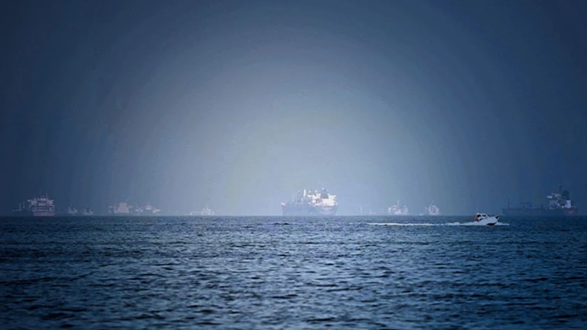 LNG ticaretinde b&uuml;y&uuml;k daralma: H&uuml;rm&uuml;z Boğazı'nın kapanması arz g&uuml;venliğini tehdit etti