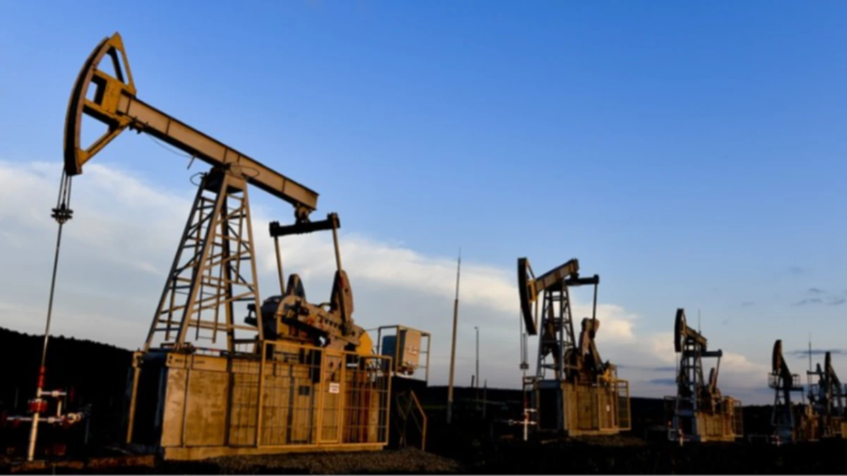 Rusya'dan a&ccedil;ıklama: Rus petrol&uuml;ndeki indirim bitiyor!