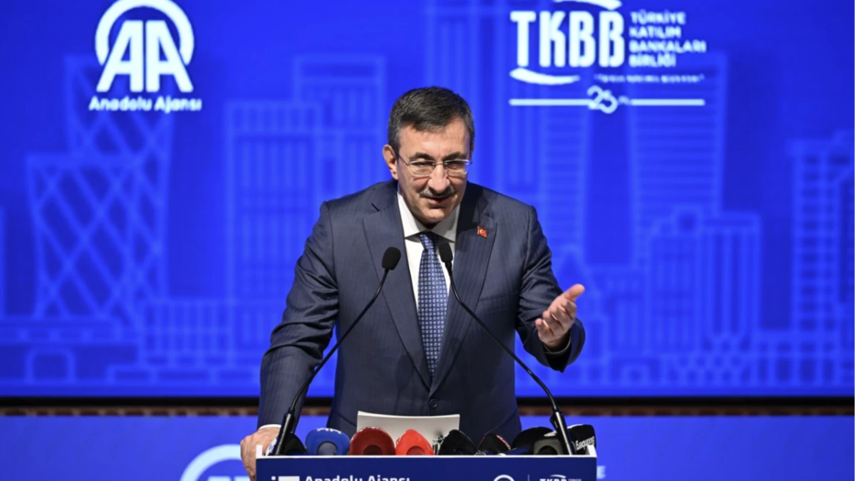 Cevdet Yılmaz'da İstanbul Finans Merkezi mesajı: Kaldıra&ccedil; rol&uuml; g&ouml;recek