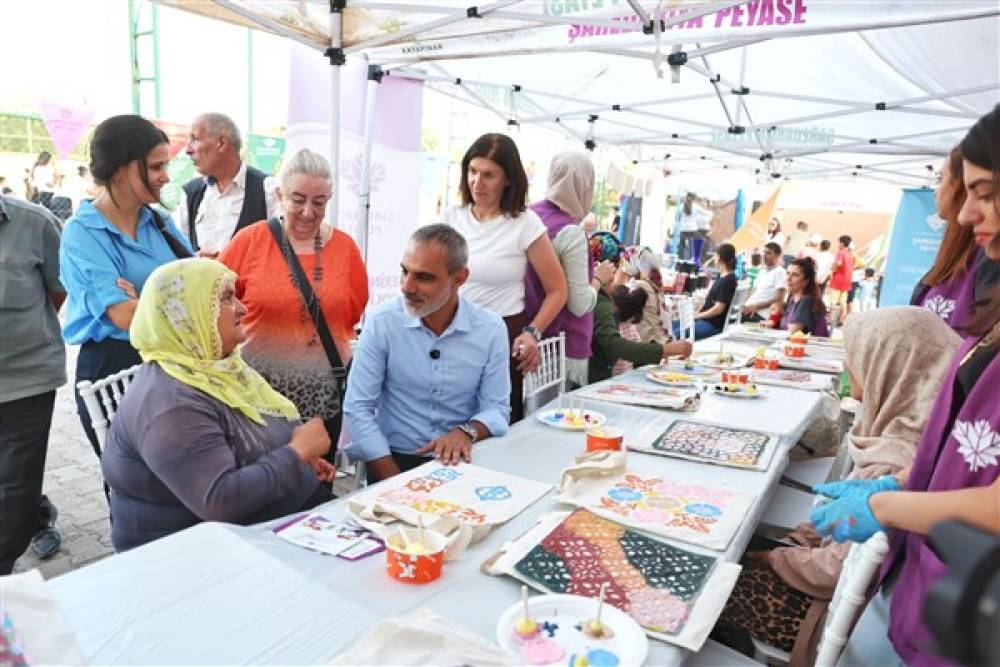 Kayapınar Belediyesi&rsquo;nden G&uuml;le&ccedil;oba Mahallesi&rsquo;nde etkinlik