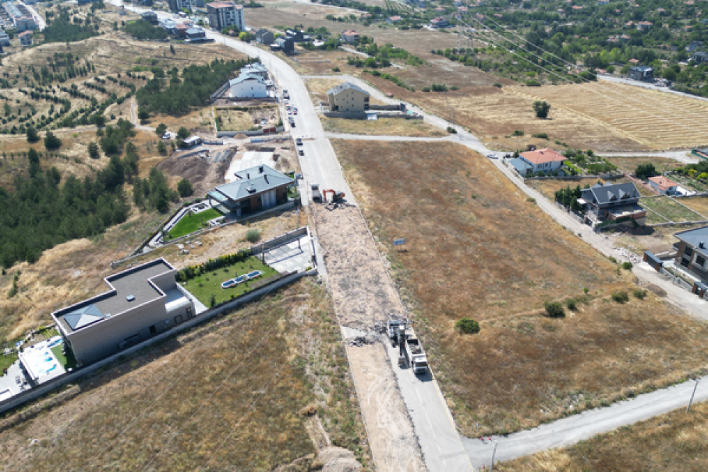 &Ccedil;orum'da G&uuml;lkent 1. Cadde yenileniyor: Altyapı &ccedil;alışmaları başladı