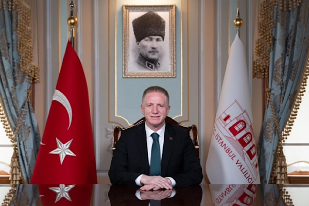 İstanbul Valisi G&uuml;l, 111. d&ouml;nem kaymakam adaylarıyla buluştu