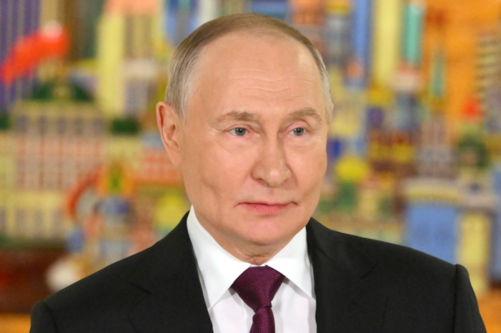 Putin: Rus dili eşsiz ve paha bi&ccedil;ilmez bir hazinedir