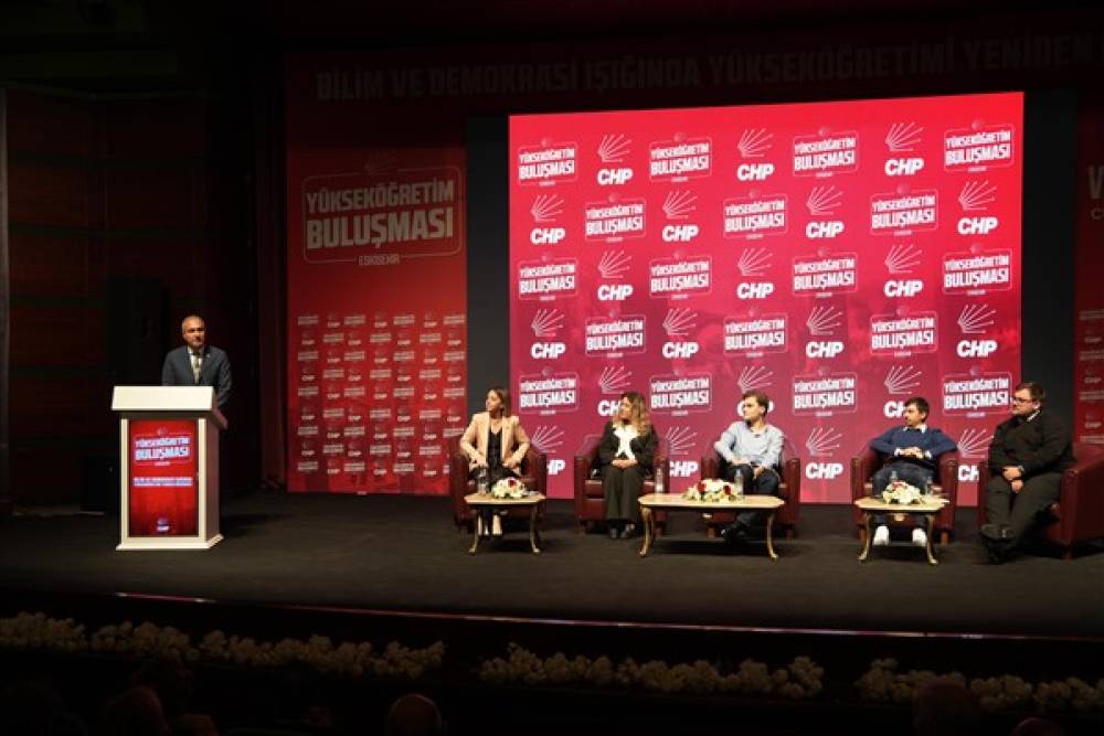 Eskişehir’de “Bilim ve Demokrasi Işığında Yükseköğretimi Yeniden Düşünmek” zirvesi yapıldı