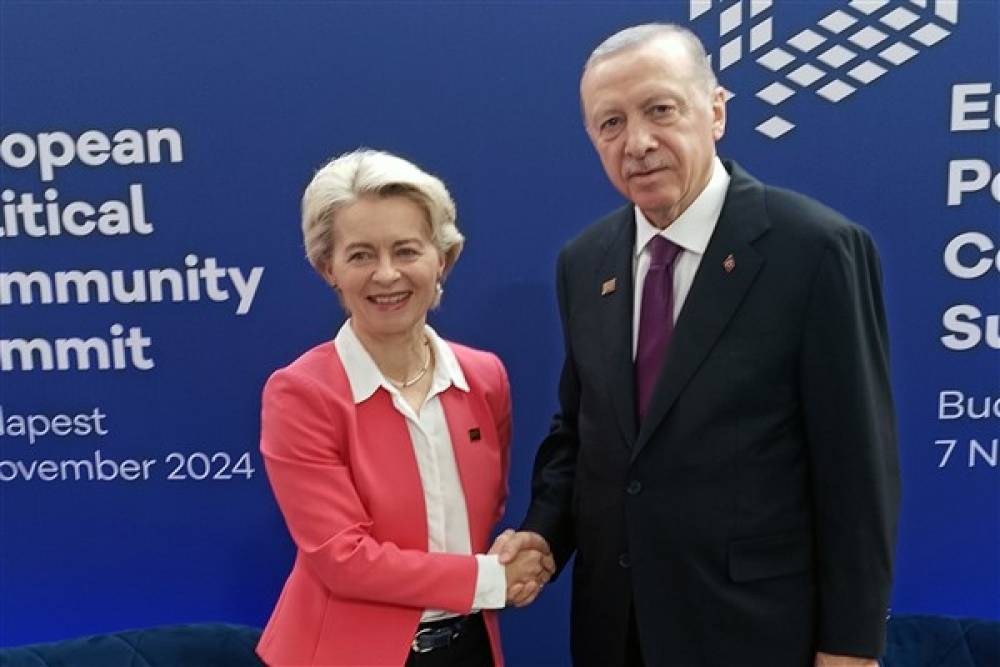 Cumhurbaşkanı Erdoğan, Avrupa Komisyonu Başkanı Leyen ile görüşme gerçekleştirdi