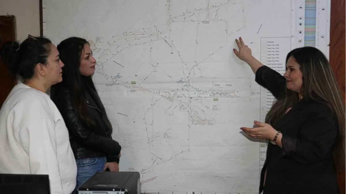 Kadın m&uuml;hendis yerin metrelerce altında g&ouml;rev yapıyor: 'Kara elmas'a değer katıyor