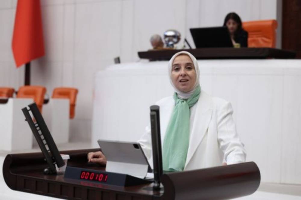 Esen: Ter&ouml;rle m&uuml;cadelede yasa dışı finansman da tasfiye edilmeli