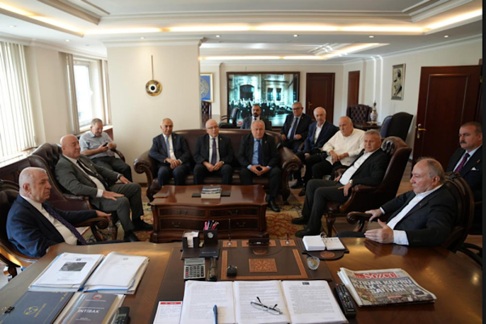 &Ouml;zdağ: K&ouml;pr&uuml; ve otoyolların 30 yıllığına satılması kabul edilemez