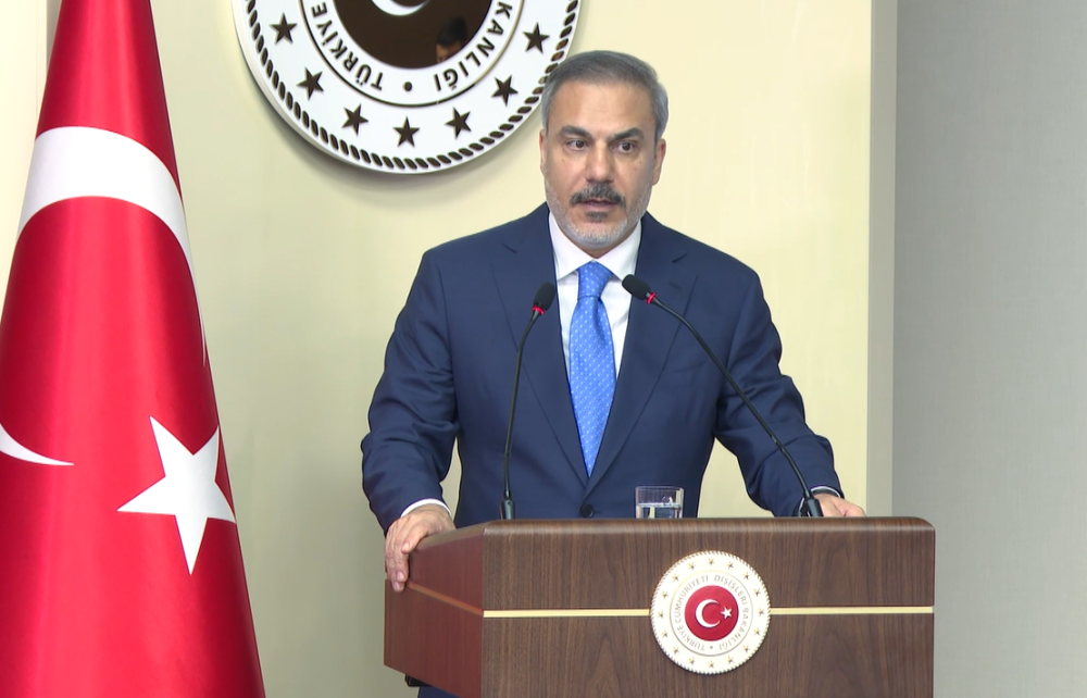 Bakan Fidan, Suriye Dışişleri Bakanı Şeybani ile g&ouml;r&uuml;şt&uuml;