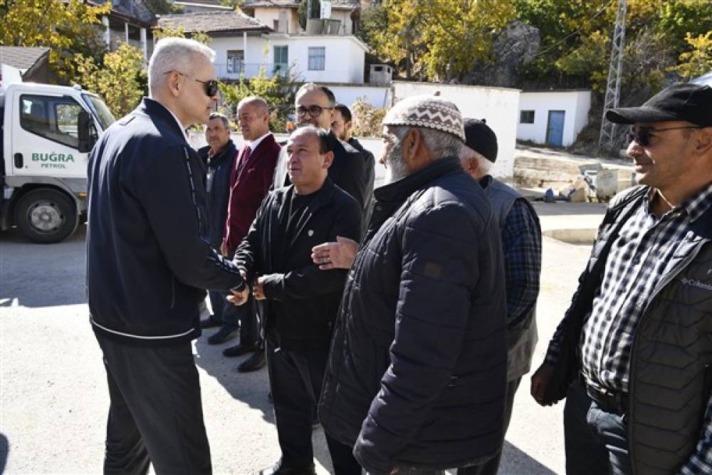 Karaman Valisi Çiçekli, Morcalı Köyü’nü ziyaret etti