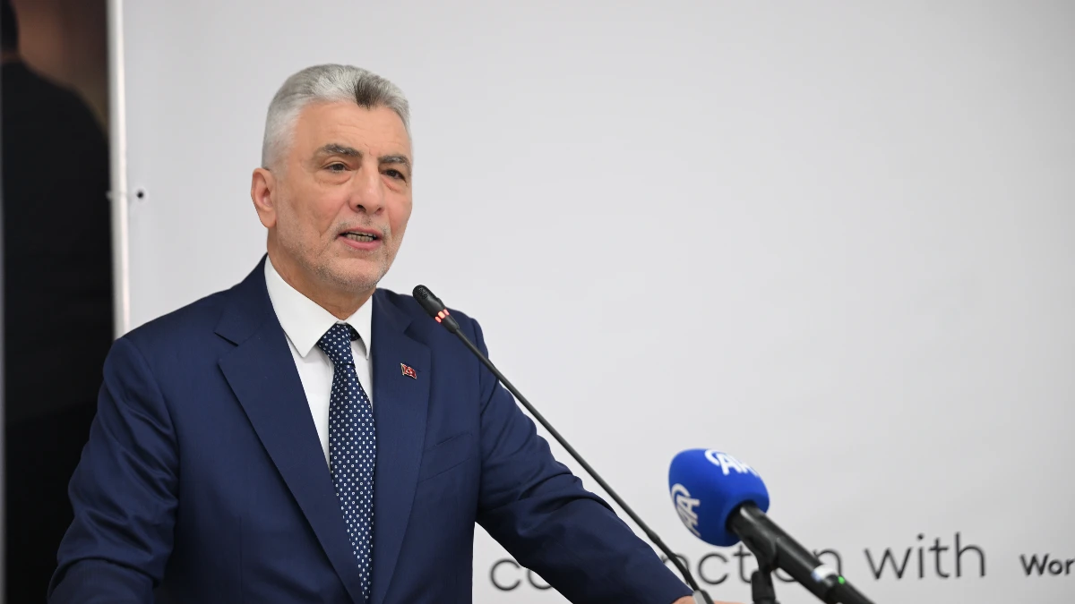 Bakan Bolat'tan Br&uuml;ksel'de G&uuml;mr&uuml;k Birliği mesajı: Tedarik zinciri dayanıklılığını artırmak i&ccedil;in zorunluluk